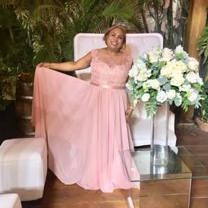 Meet your Posher, Isabel antonia